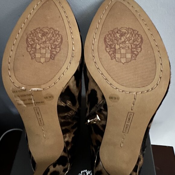 Vince Camuto Vesela Ankle Booties Size 6 - Picture 4 of 6